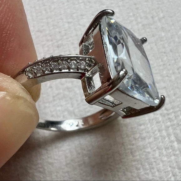 NEW 925 Sterling Silver White Diamond Emerald Radiant Cut Wedding Ring Sapphires - Picture 12 of 15